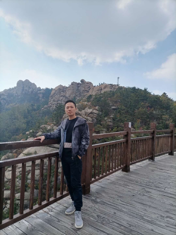 笑鱼戈的第一张照片--东山相亲网