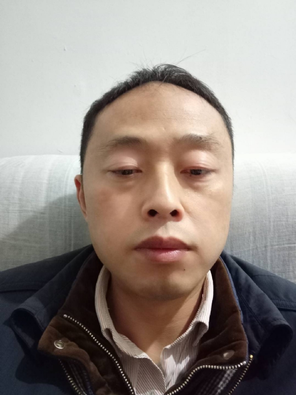 阳光的第一张照片--东山相亲网