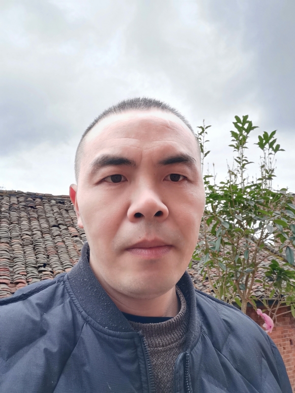 无悔的第一张照片--东山相亲网