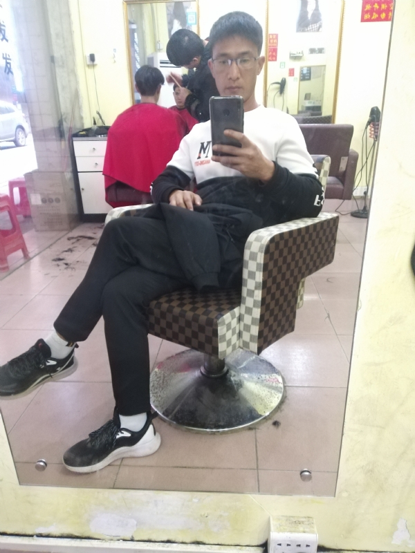 hushuai的第一张照片--东山相亲网