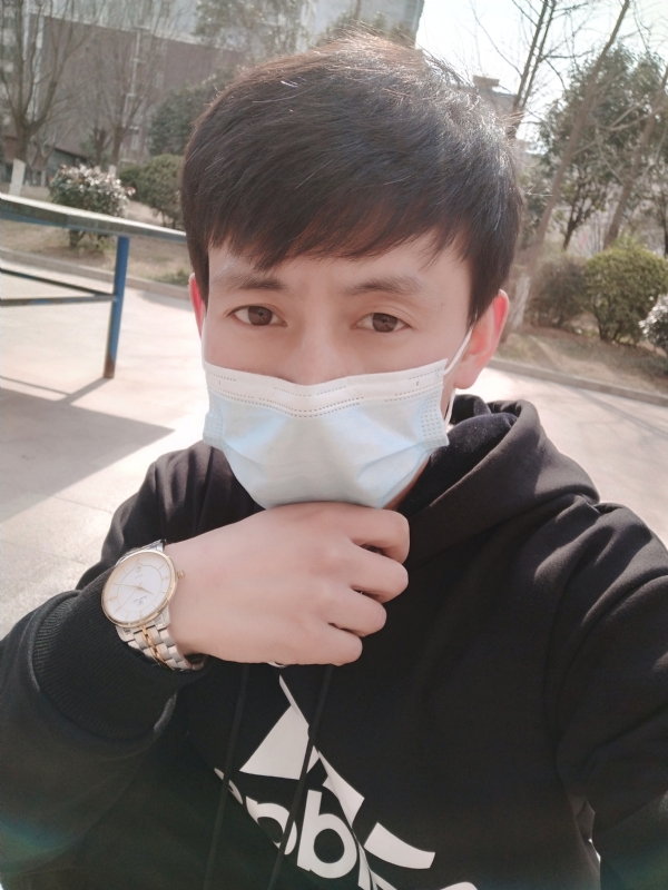 简单的幸福的第一张照片--东山相亲网