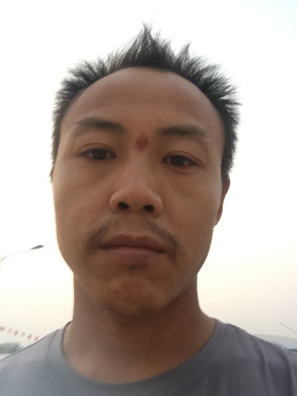 老曹的第一张照片--东山相亲网