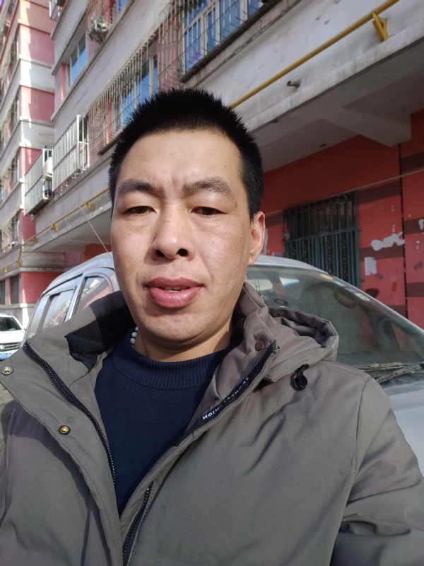 华哥的第二张照片--东山相亲网