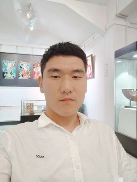 自律人生的第一张照片--东山相亲网