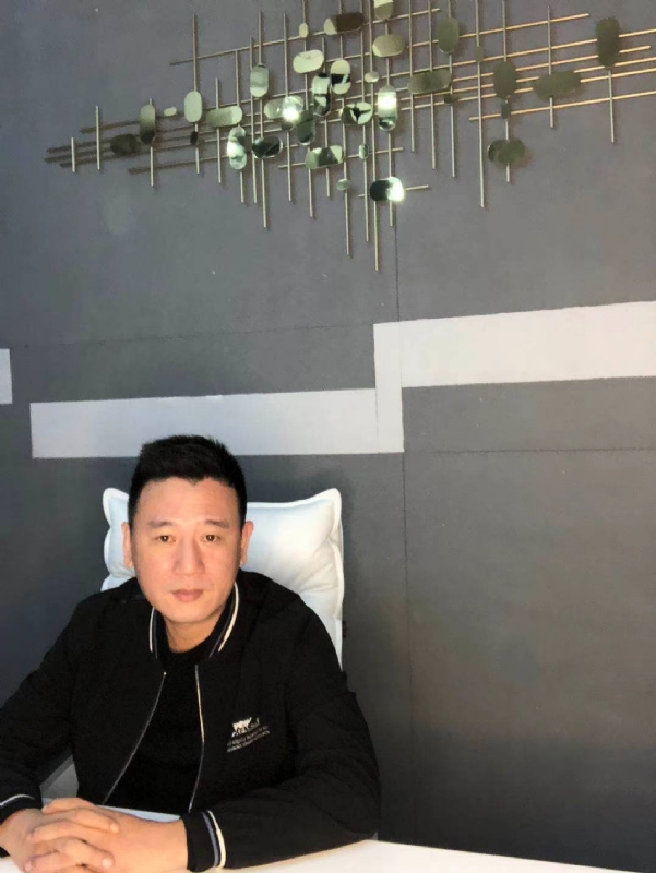 SAM的第一张照片--东山相亲网