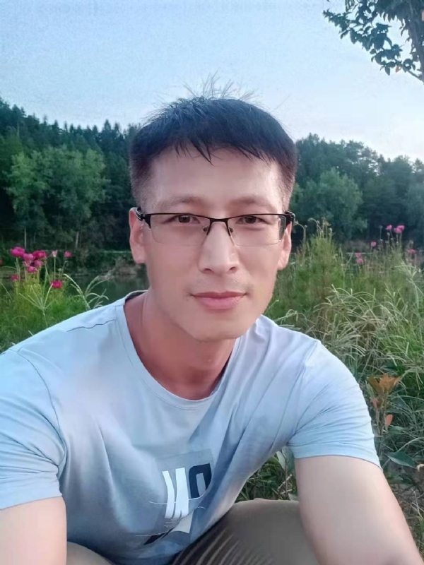 零零柒的第一张照片--东山相亲网