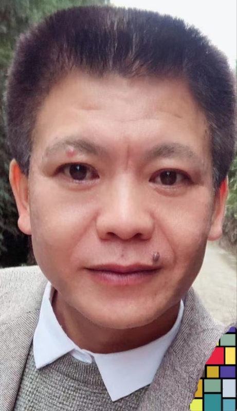 水中月的第一张照片--东山相亲网