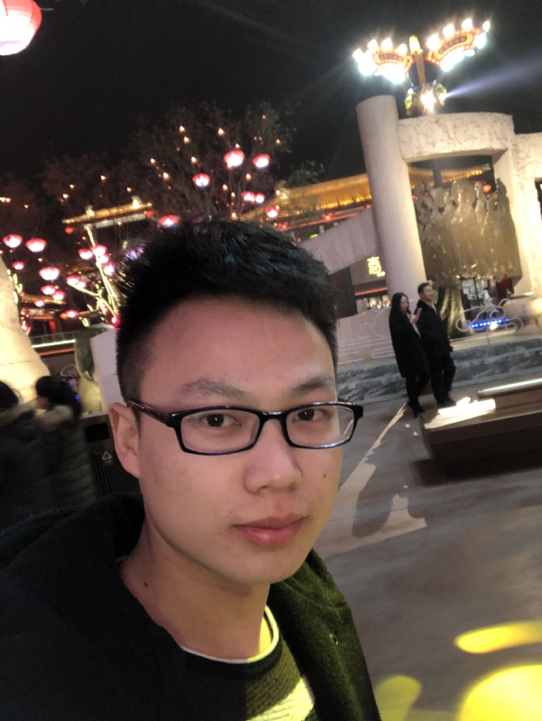吃葡萄不吐葡萄皮的第二张照片--东山相亲网