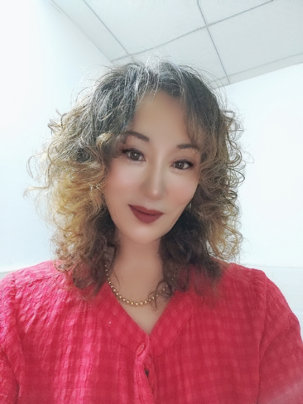 燕子的第一张照片--东山相亲网