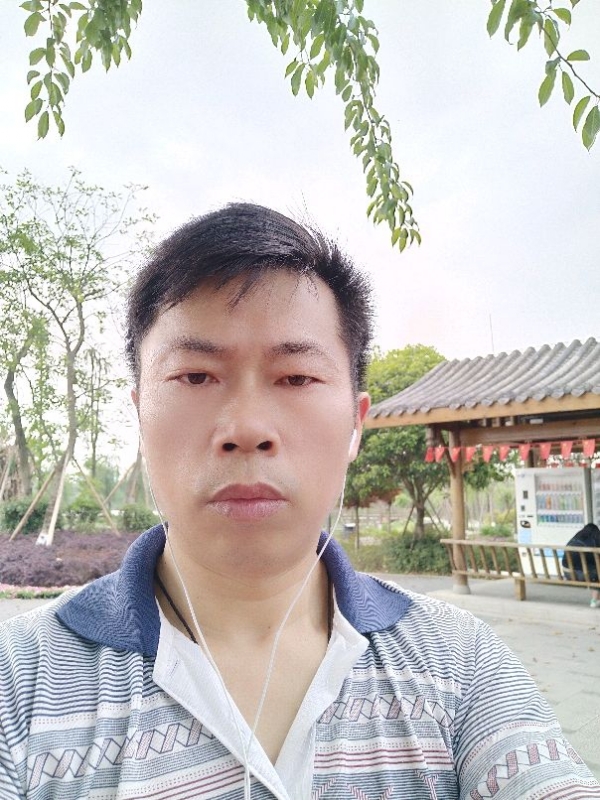 一个人的孤单的第一张照片--东山相亲网