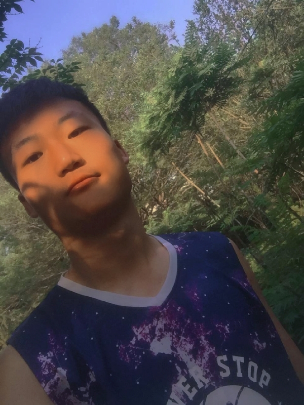 夏日的第一张照片--东山相亲网