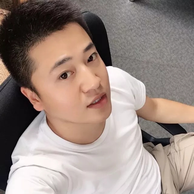 稻草人的第一张照片--东山相亲网