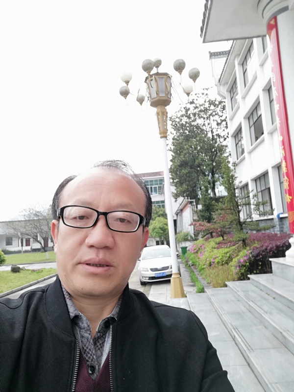 玫瑰祥云的第二张照片--东山相亲网