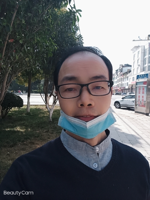 开心生活的第一张照片--东山相亲网