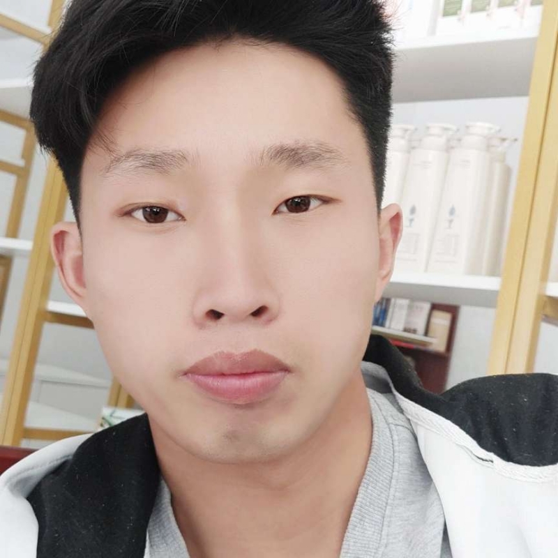 波澜不惊的第一张照片--东山相亲网