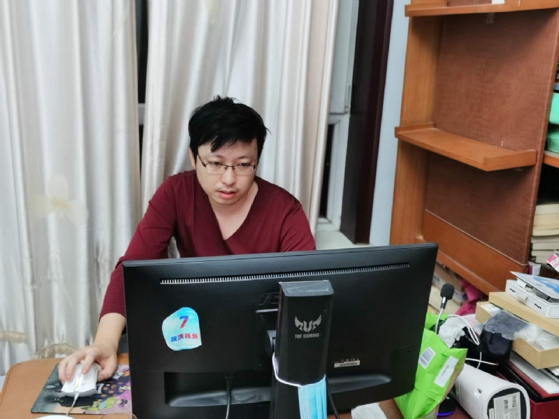 津彩的第一张照片--东山相亲网