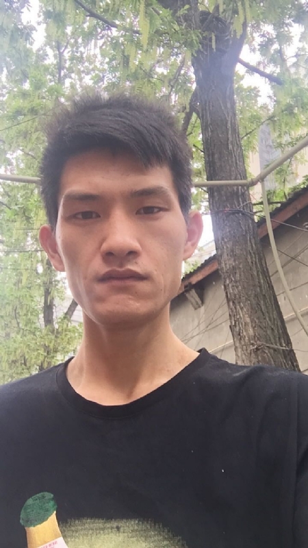 忘了他吧我搬砖养你的第一张照片--东山相亲网