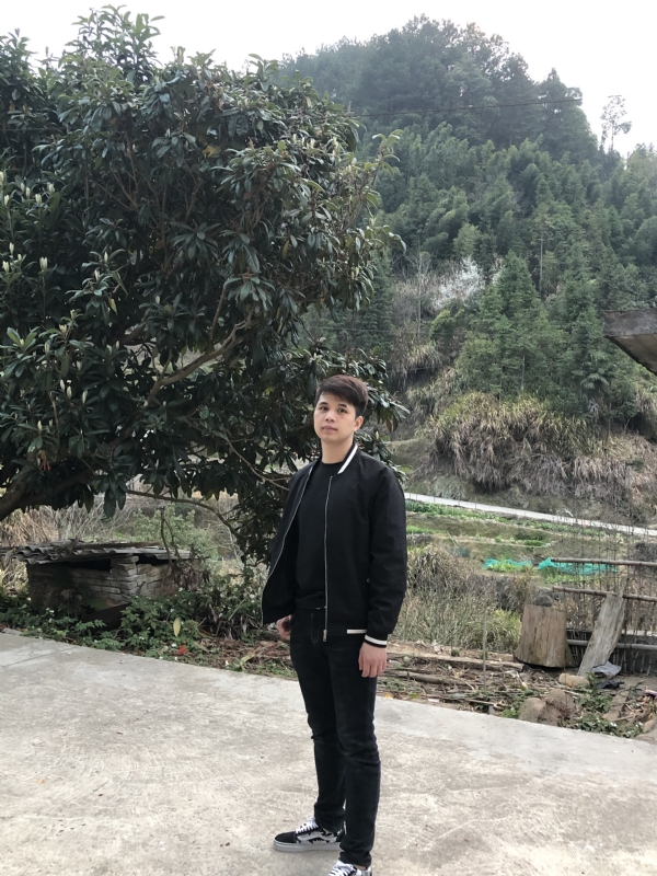 随遇而安的第一张照片--东山相亲网