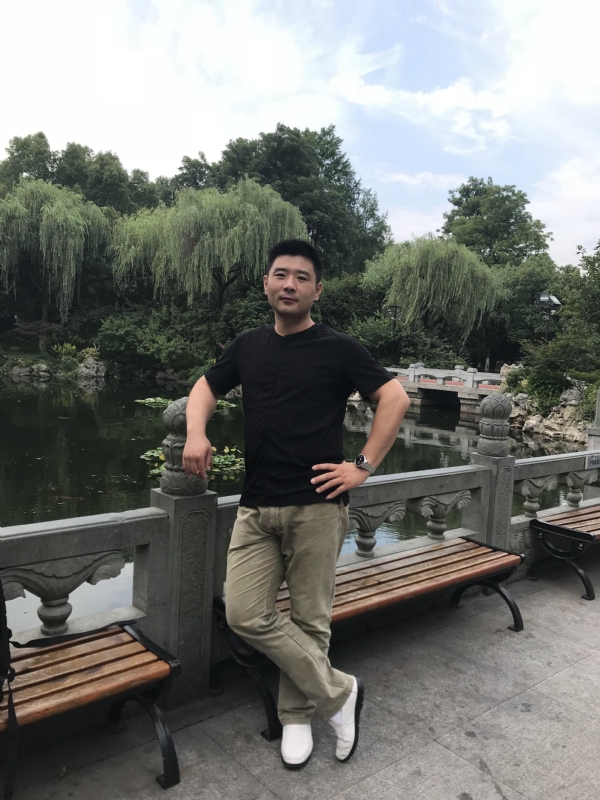 未来可期的第一张照片--东山相亲网