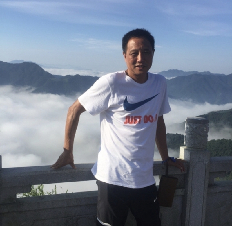出走半生的第一张照片--东山相亲网