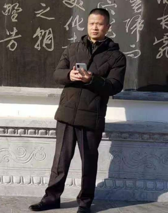 无云的第二张照片--东山相亲网