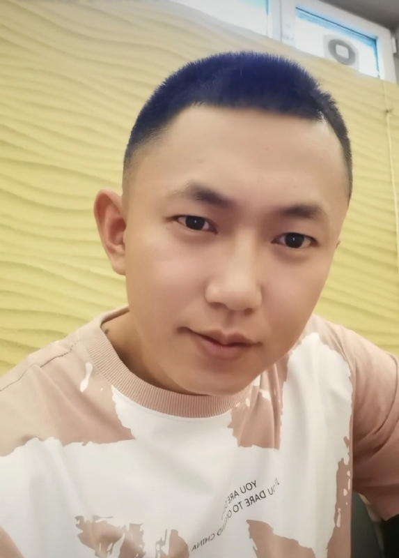 爱意随风起的第一张照片--东山相亲网