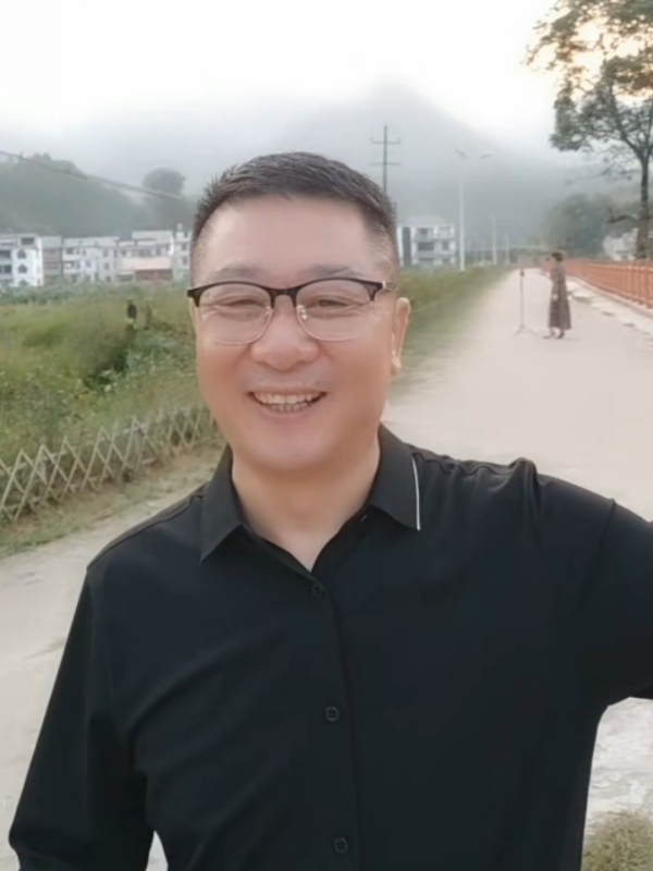 在這裡等你的第一张照片--东山相亲网