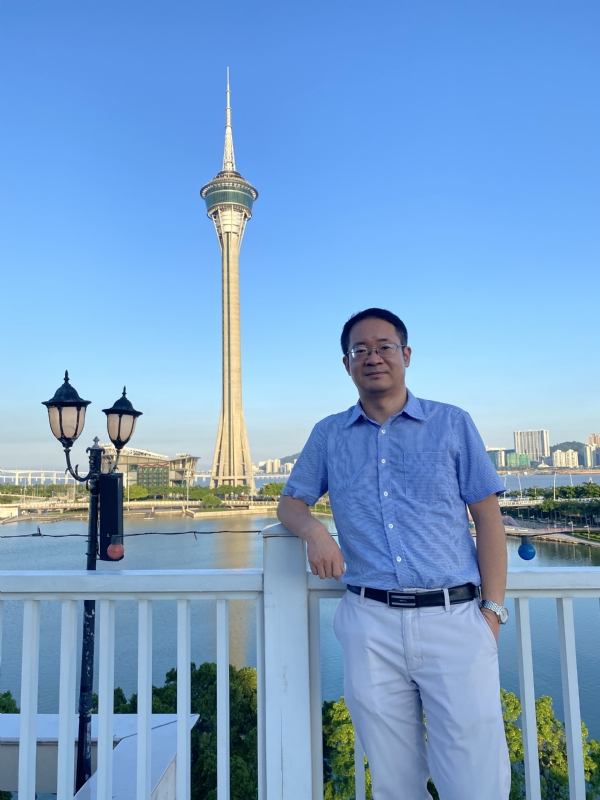 Yangyi的第二张照片--东山相亲网