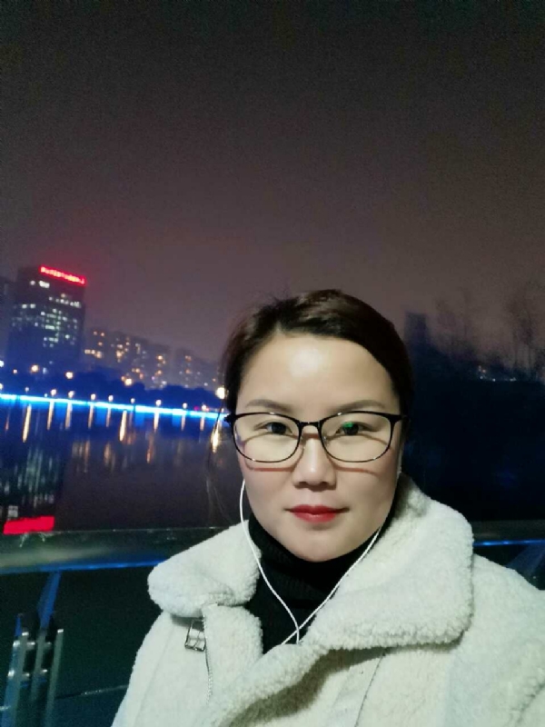 小英的第一张照片--东山相亲网