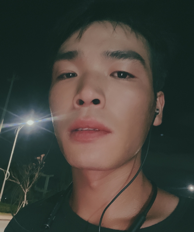 满船清梦压星河的第一张照片--东山相亲网