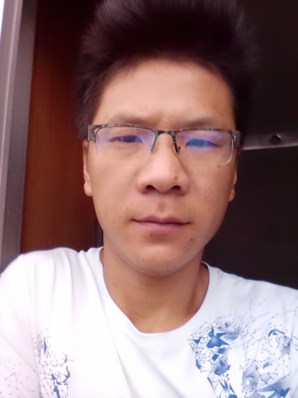 听雨的第一张照片--东山相亲网