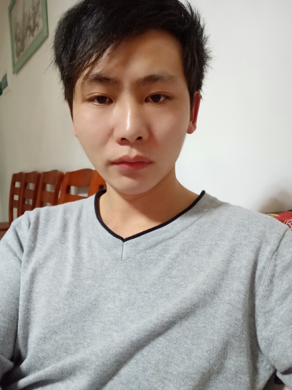 小强的第一张照片--东山相亲网