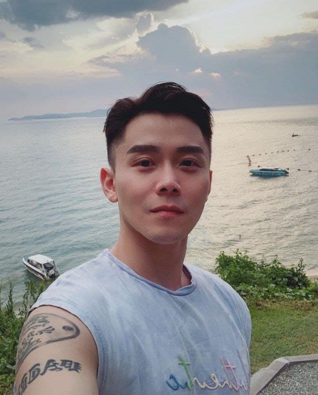 Aaron的第一张照片--东山相亲网