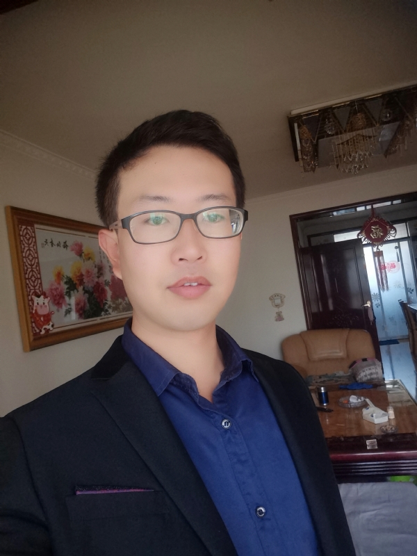 遇一人白首的第二张照片--东山相亲网