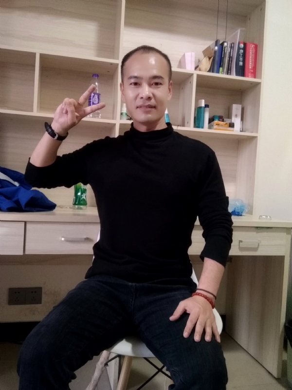 熊大与熊二的第一张照片--东山相亲网