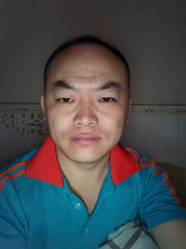 与子携老的第三张照片--东山相亲网
