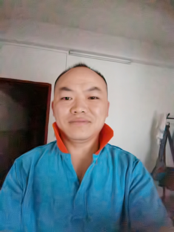 与子携老的第四张照片--东山相亲网