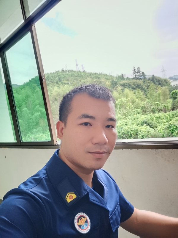 期待未来的第一张照片--东山相亲网
