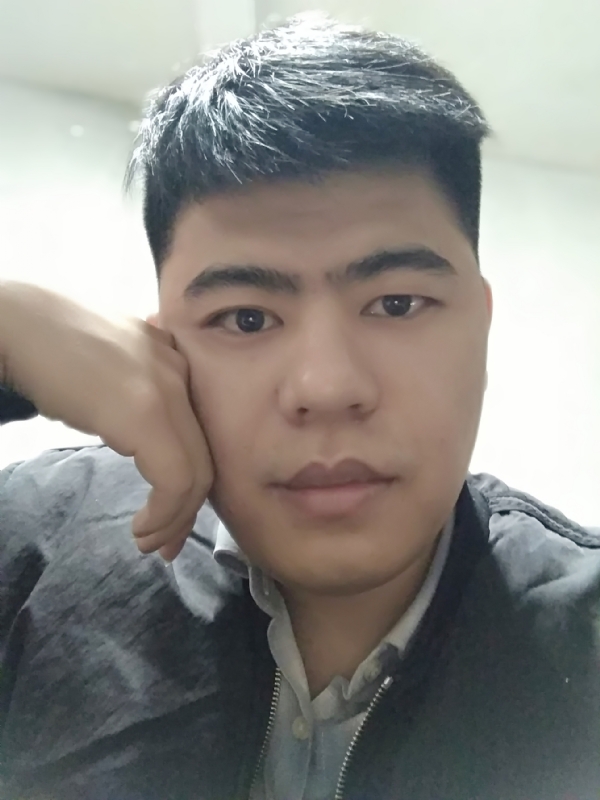 爱笑的人的第一张照片--东山相亲网