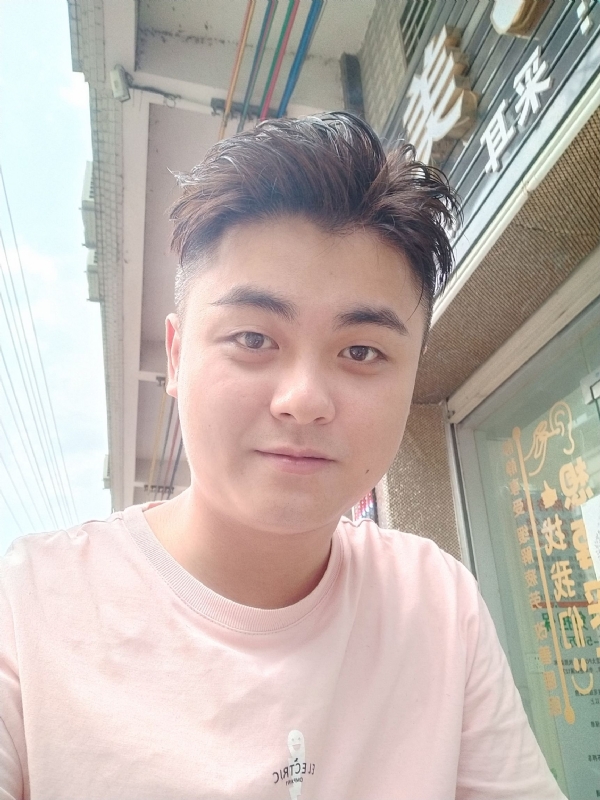 李健诚的第一张照片--东山相亲网