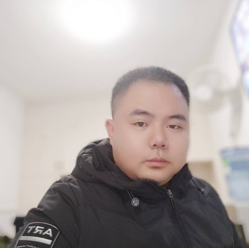 珍惜眼前人的第一张照片--东山相亲网