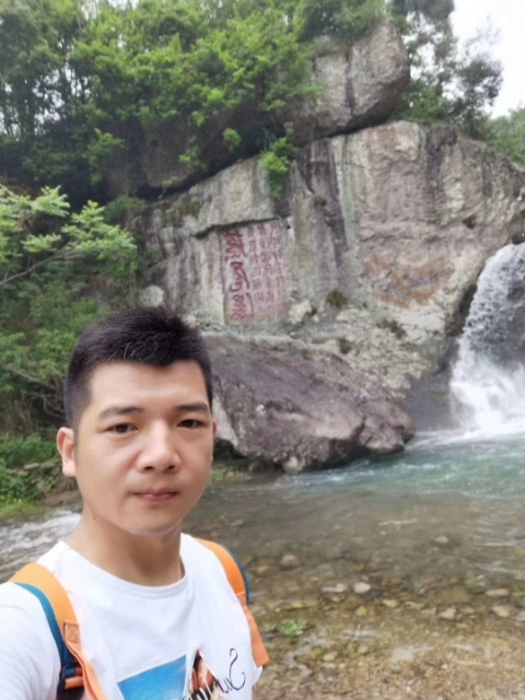 愿得一人心的第一张照片--东山相亲网