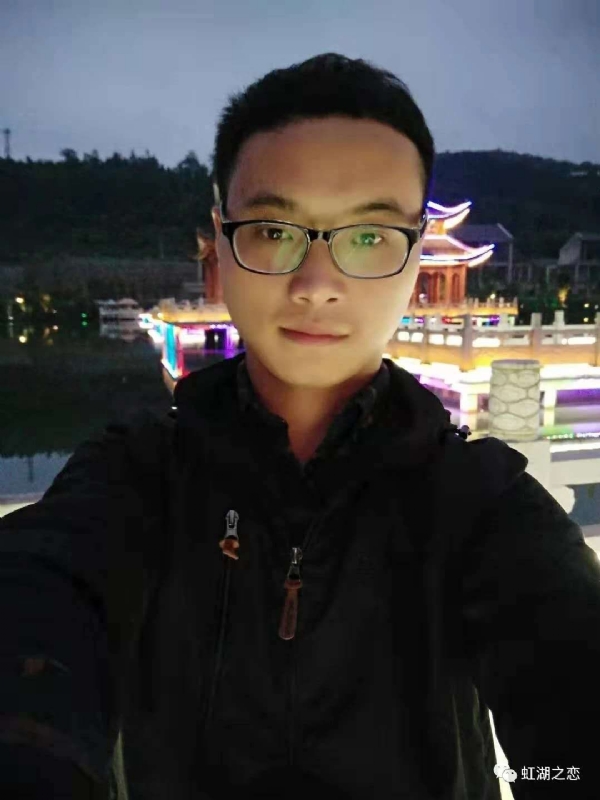 李逍遥的第一张照片--东山相亲网