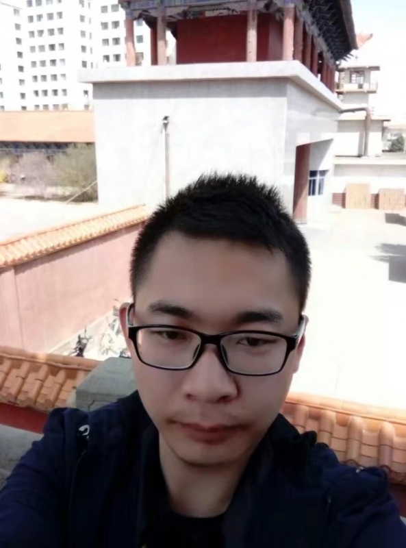 龙在天的第一张照片--东山相亲网