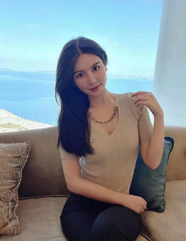 李芷晴的第一张照片--东山相亲网
