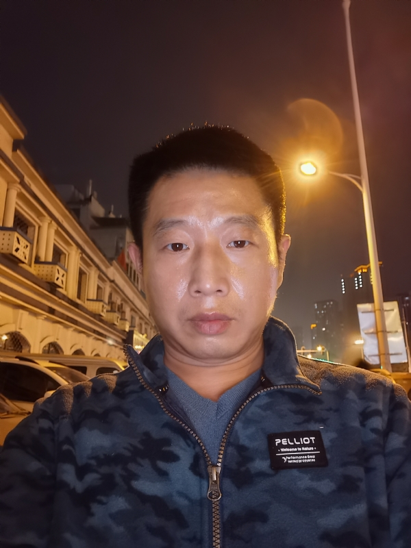 偷偷说的第一张照片--东山相亲网