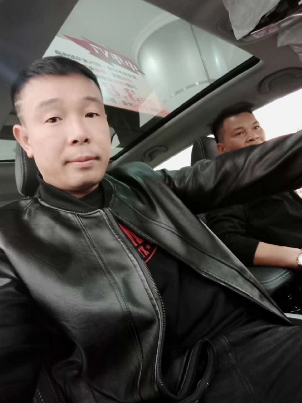 醉红尘的第一张照片--东山相亲网
