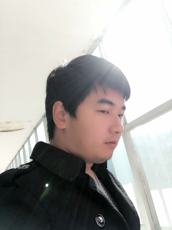 殷勤的王子的第四张照片--东山相亲网