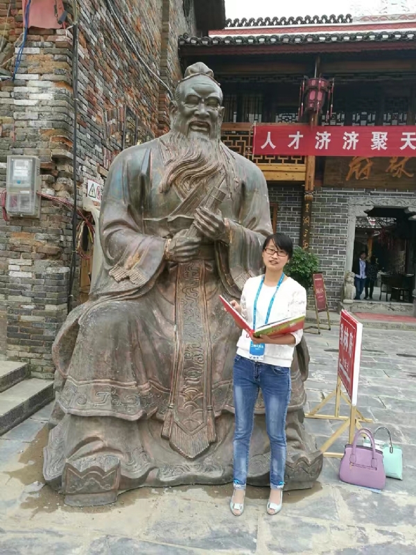 过眼云烟的第四张照片--东山相亲网