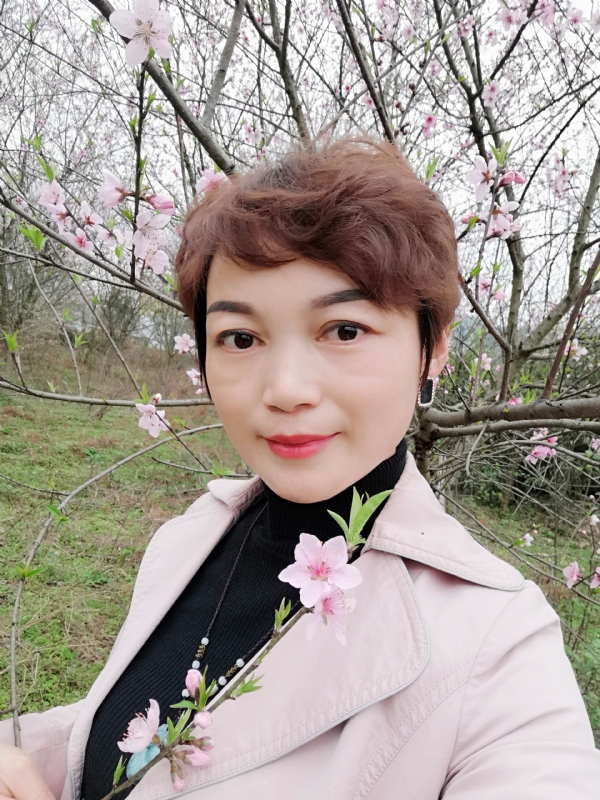 转角遇到你的第一张照片--东山相亲网